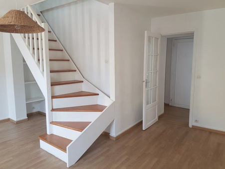 location appartement Fontainebleau 990 €