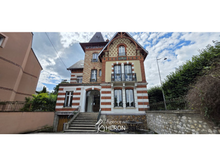 A vendre maison MONTEREAU FAUT YONNE  435 000  €