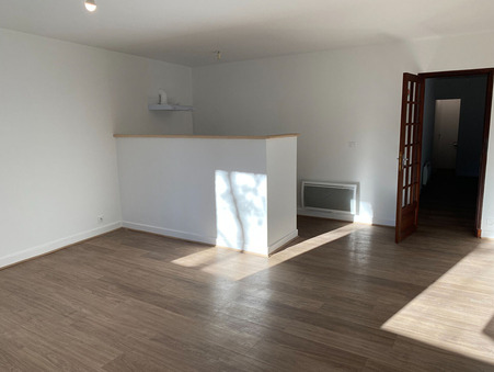 location appartement figeac  450  € 53 m²