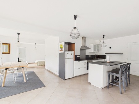Achat appartement CAMBO LES BAINS  374 000  €
