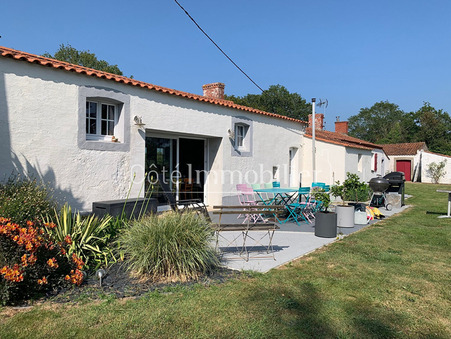 A vendre maison saint gervais  379 335  €
