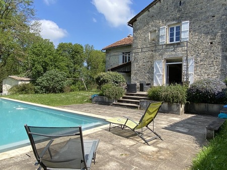 Acheter maison NONTRON  349 650  €