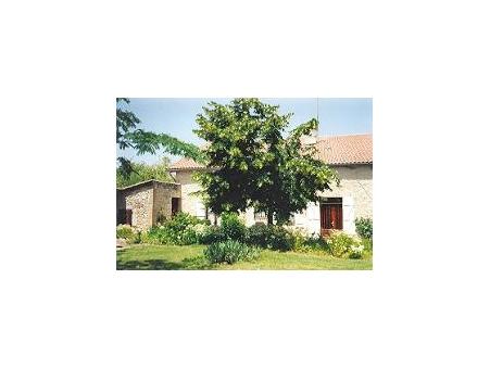 location gite saint pierre de buzet  220  € 100 m²