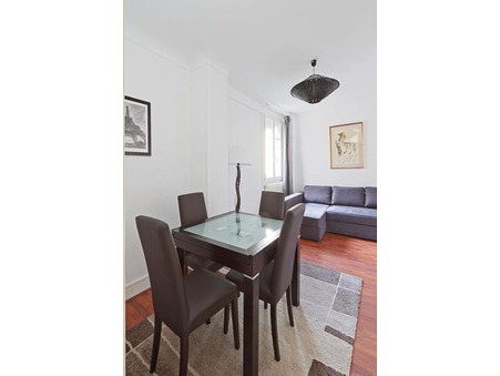 location appartement Bordeaux  650  € 60 m²