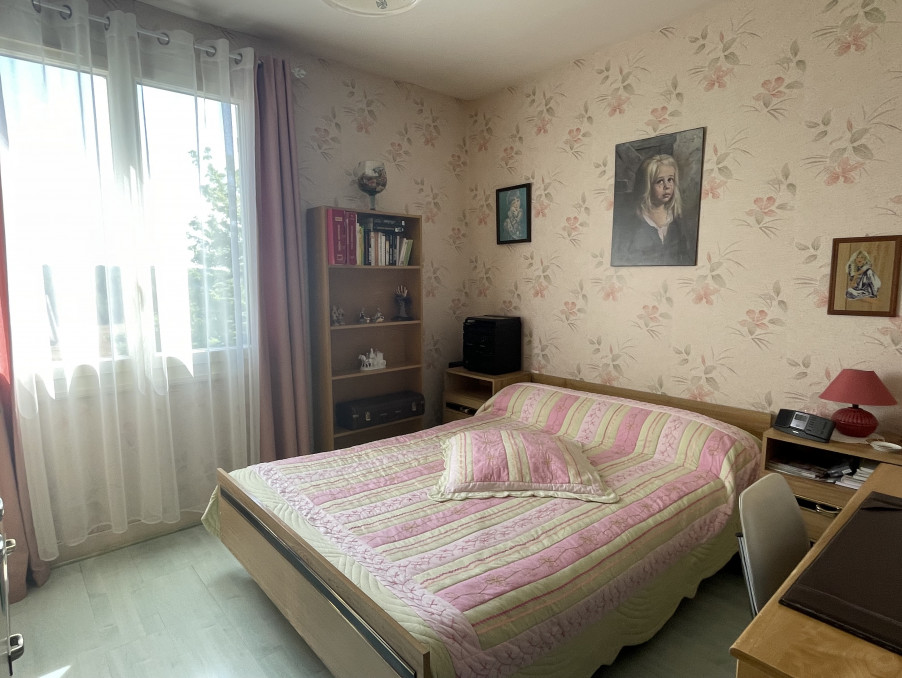 Main Photo