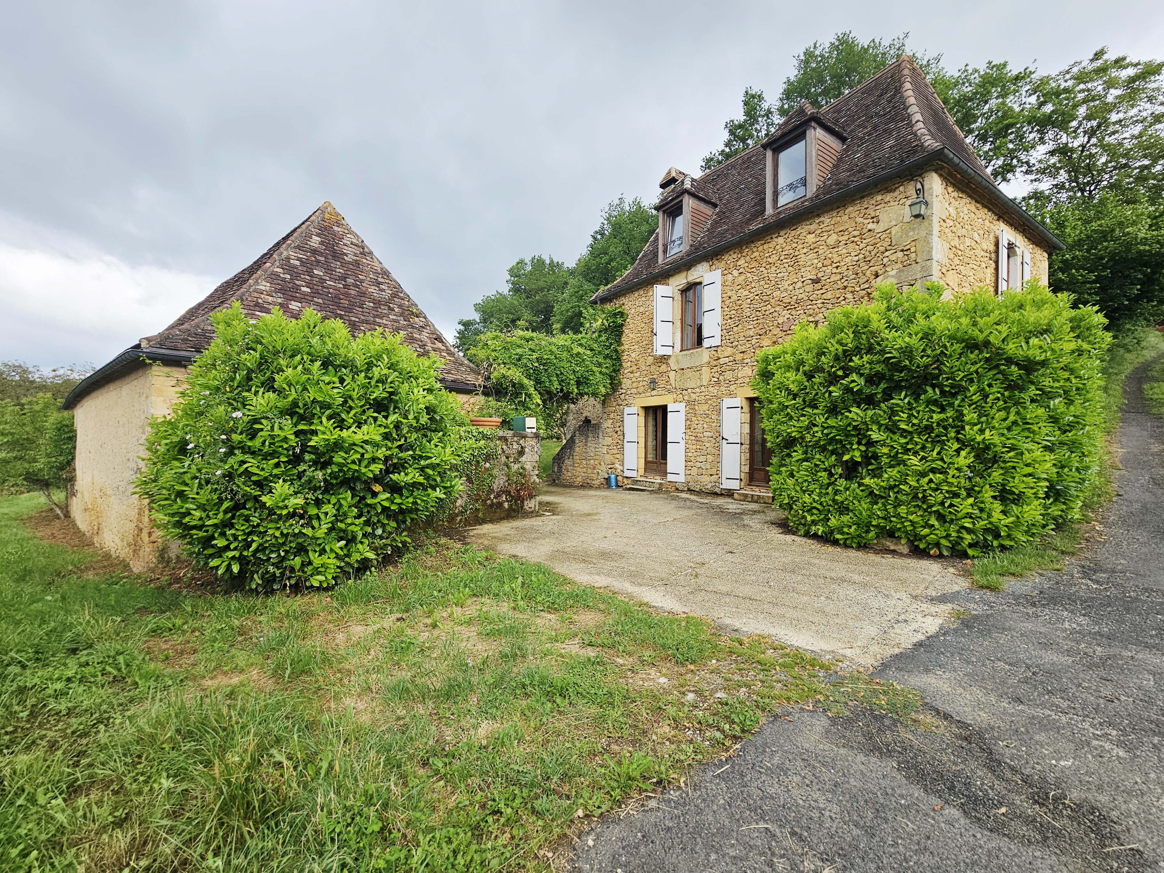 Main Photo