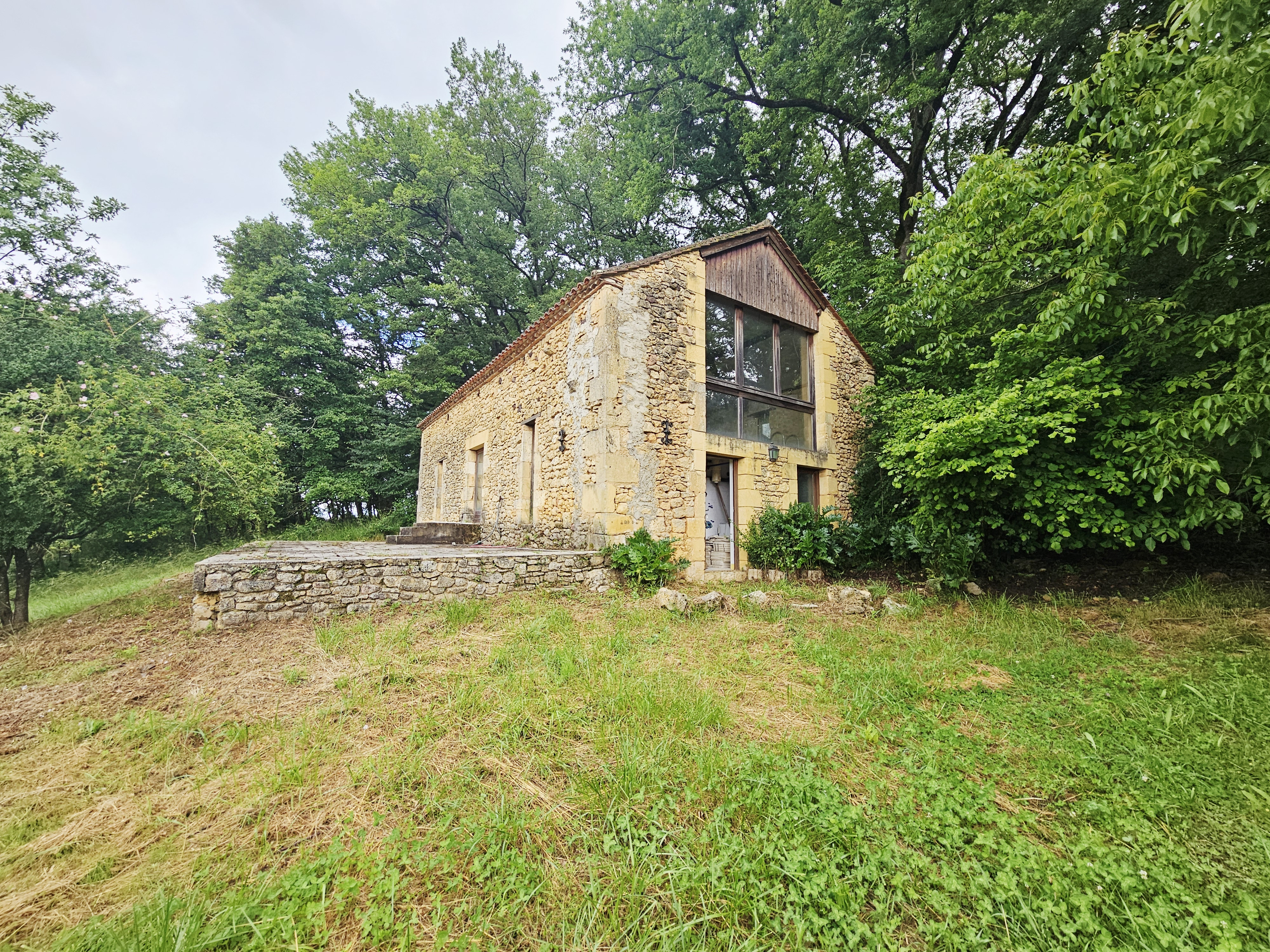 Main Photo