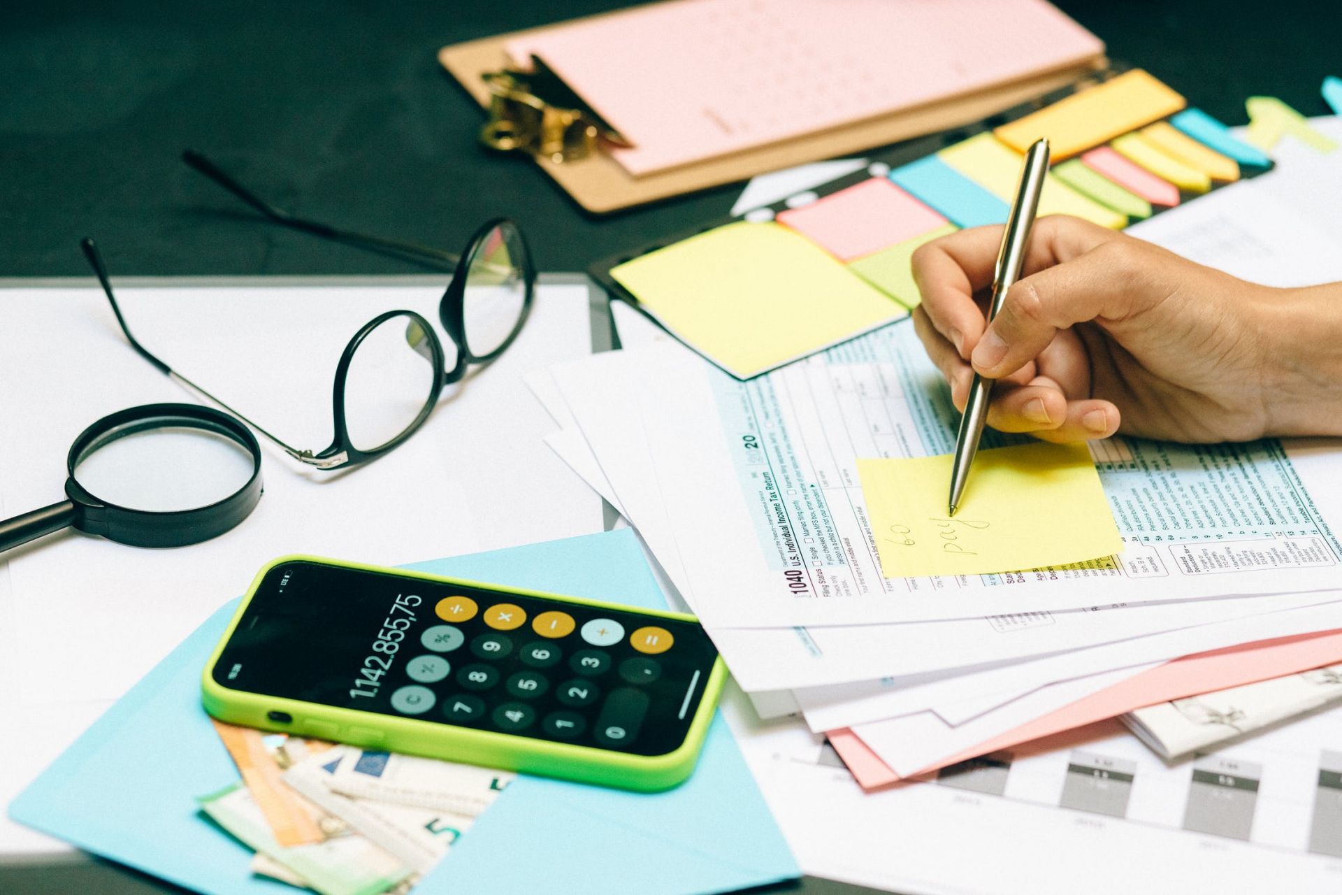 Syndic : y a-t-il obligation de disposer de tous les fonds avant d'engager les travaux ?