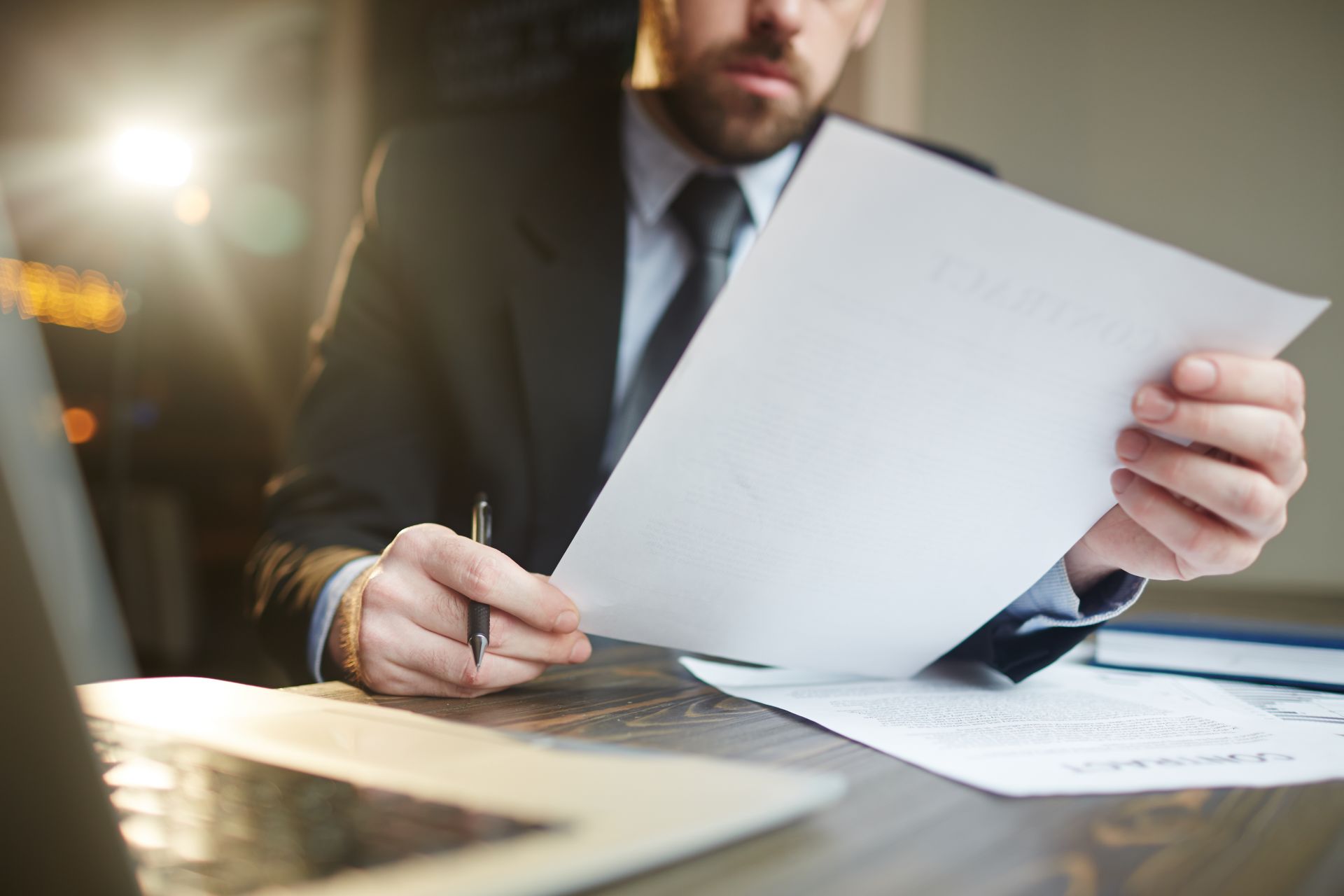 Quelles sont les étapes avec le notaire lors d'une succession ?