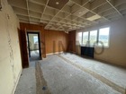 Location local 374 m²