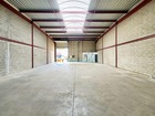 Location local 380 m²