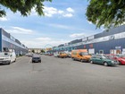 Location local 279 m²