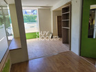 Location local 27.5 m²
