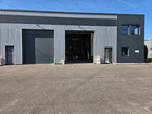 Location local 210 m²