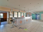 Vente local 202 m²
