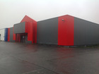 Location local 880 m²