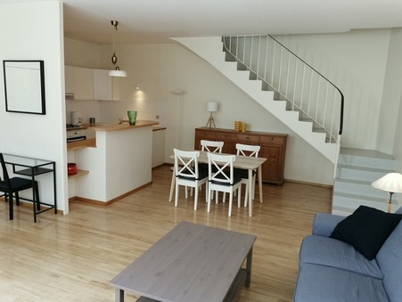 A louer maison 3 330 &euro;  Paris 11eme Arrondissement