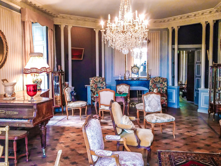 Achat chateau Terrasson la Villedieu Réf. 135