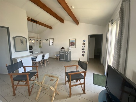 Maison sur Le Chateau d'Oleron ; prix nous consulter ; Location Réf. 700