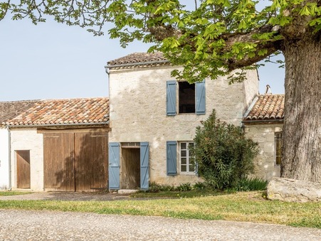 MONTJOI  115 000 €