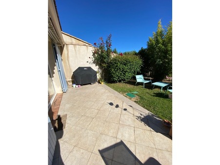 A louer maison Les Michels 13790; 1 750 &euro; 