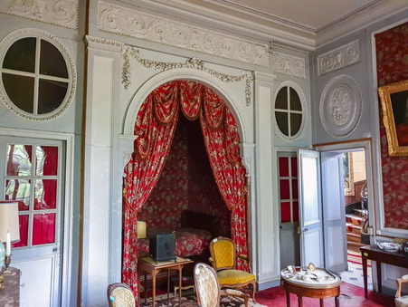 A vendre chateau Segre 49500; 1 743 336 €