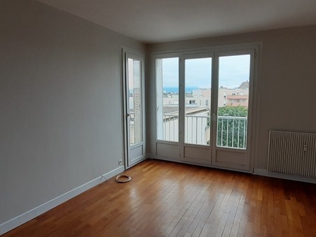 Appartement 690 €  Réf. G1643 Dijon