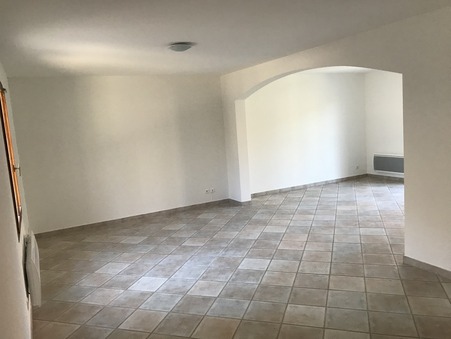 Maison sur Bouc Bel Air ; 1 390 &euro;  ; Location Réf. 40219