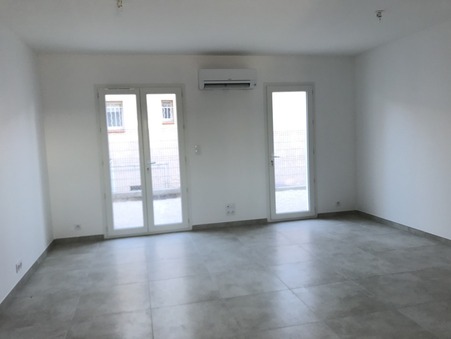 A louer maison 990 &euro;  Meyreuil