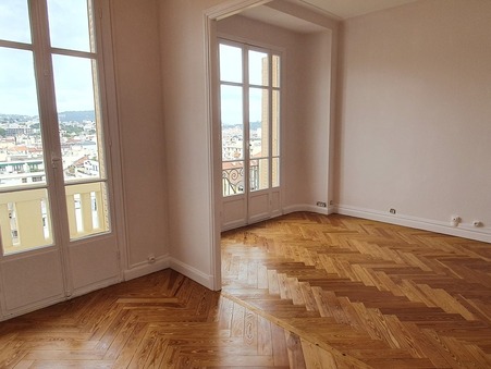 Appartement 890 €  Réf. 254 Nice