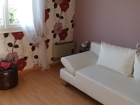 A vendre maison Firmi 12300; 102 600 &euro; 