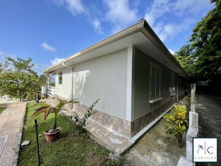 Maison 319 000 €  sur Ste Marie (97230) - Réf. CAR13