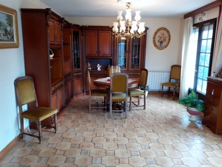 BOURGES  183 000€