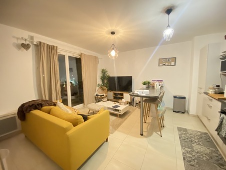 Location appartement Gardanne 13120; 950 € 