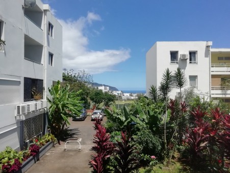 Appartement 811 &euro;  sur Moufia (97490) - Réf. 597/2021