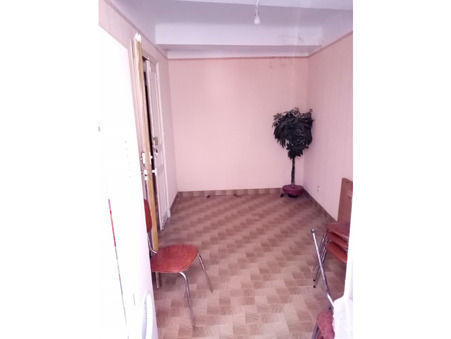 Achat local commercial Cuers Réf. OJMC1410