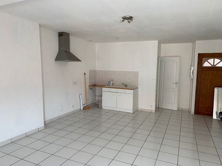 Appartement 82 000 €  sur Cuers (83390) - Réf. APA1563