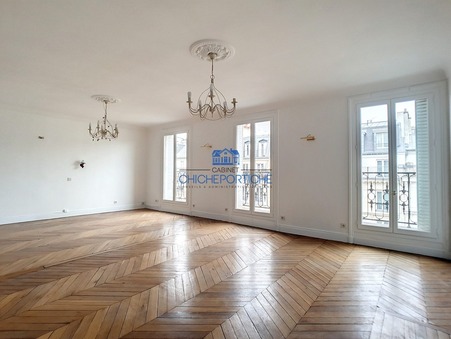 Paris 2 495 €