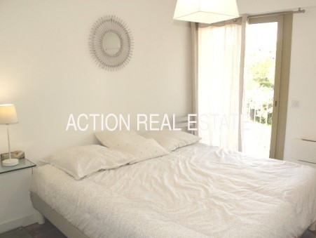 A louer appartement À partir de 3 000 €  Cannes