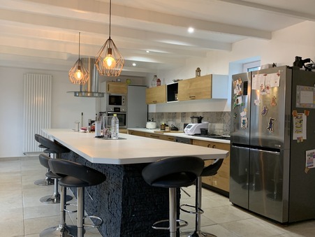 Maison 315 900 &euro; Réf. 2389 Lanhouarneau