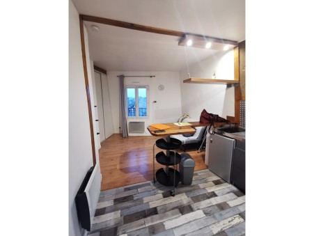 Appartement 210 000 €  Réf. 2030 Paris 10eme Arrondissement