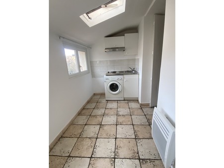 Appartement 370 €  sur Gardanne (13120) - Réf. 010420221