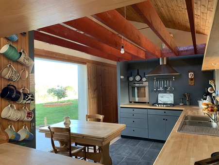 Maison sur Plouguerneau ; 467 250 &euro; ; Vente Réf. 2376