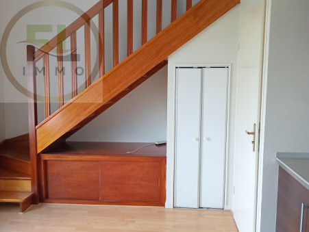 Appartement sur Carrieres sous Poissy ; 700 &euro;  ; A louer Réf. FLI42