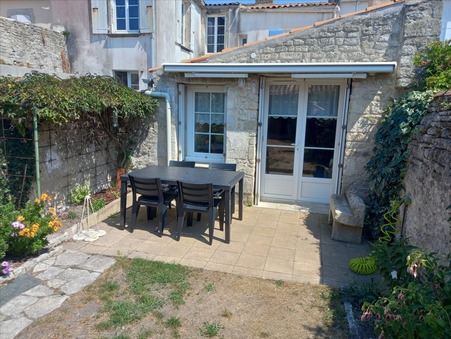 A louer maison Le Chateau d'Oleron 17480 ; prix nous consulter