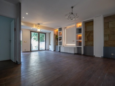 Charenton-le-Pont  680 000 €