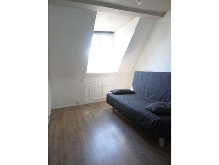 Paris 3ème  725 €