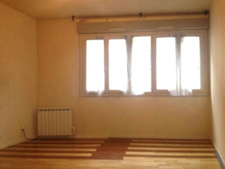 Paris 11ème  750 €