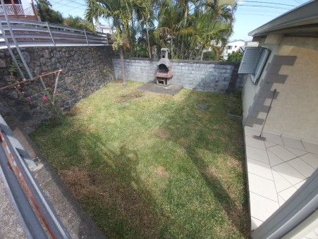 A louer maison 1 090 €  Ravine des Cabris