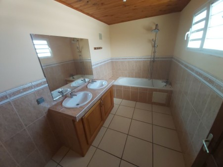 A louer maison Ravine des Cabris 97432; 1 090 €